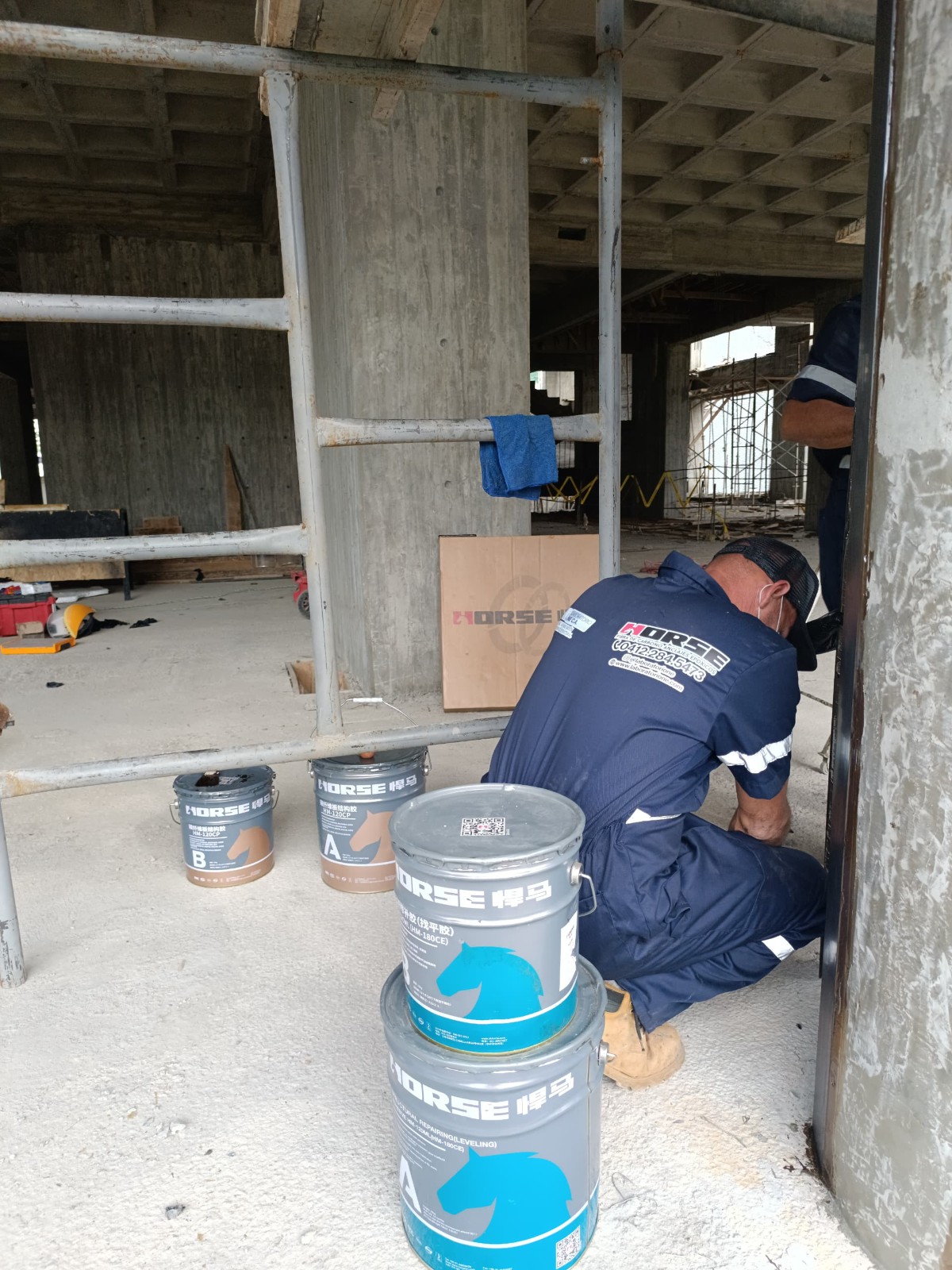 Carbon Fiber Laminate Uses in Column Structural Repair